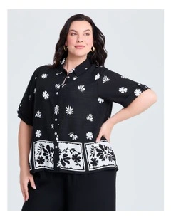 Natural Border Print Shirt in Black/vanilla