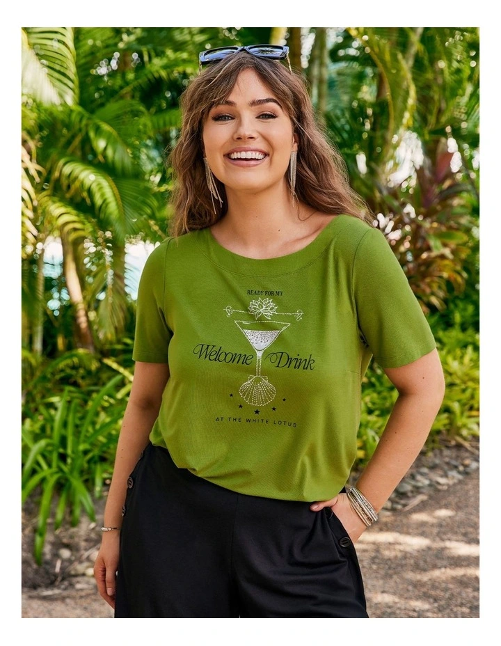 The Lotus HBO Original Welcome Drink Top in Green image 5