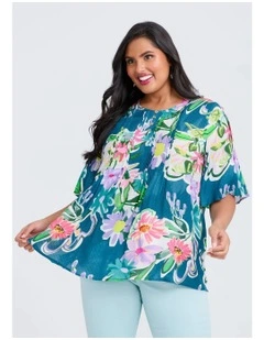 Natural Pastel Floral Pintuck Top in Multi