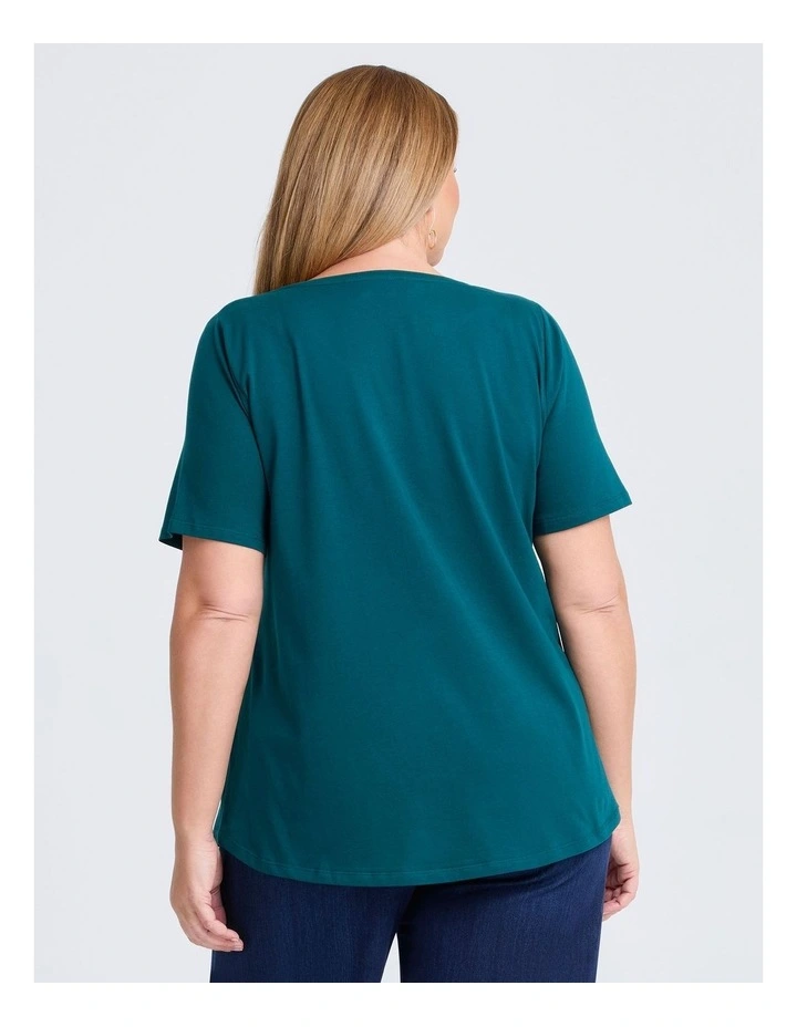 Organic Cotton V-neck T-shirt in Dark Atlantic image 2
