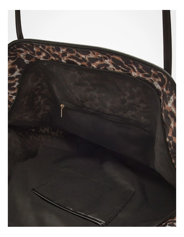 Everyday Tote Bag in Leopard image 6