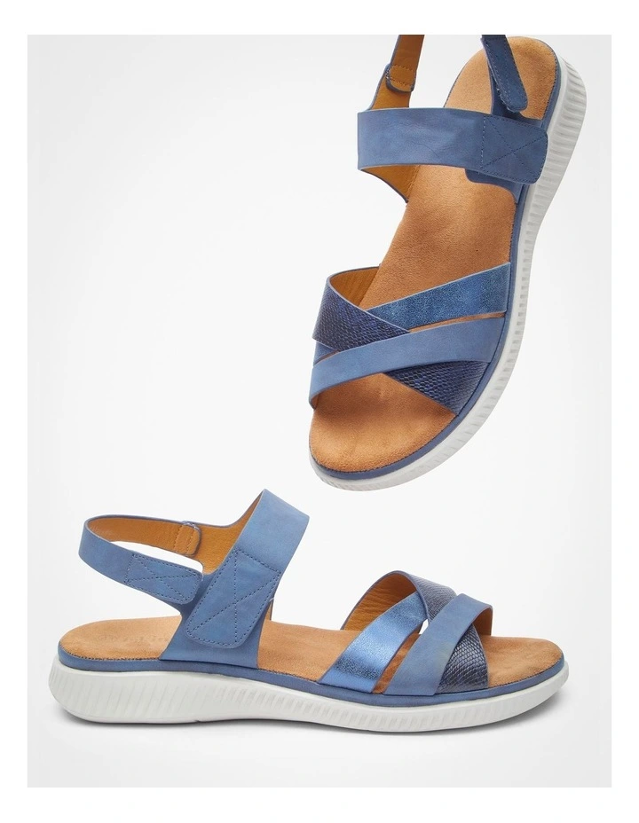 Nevis Flex Sandal in Navy image 4