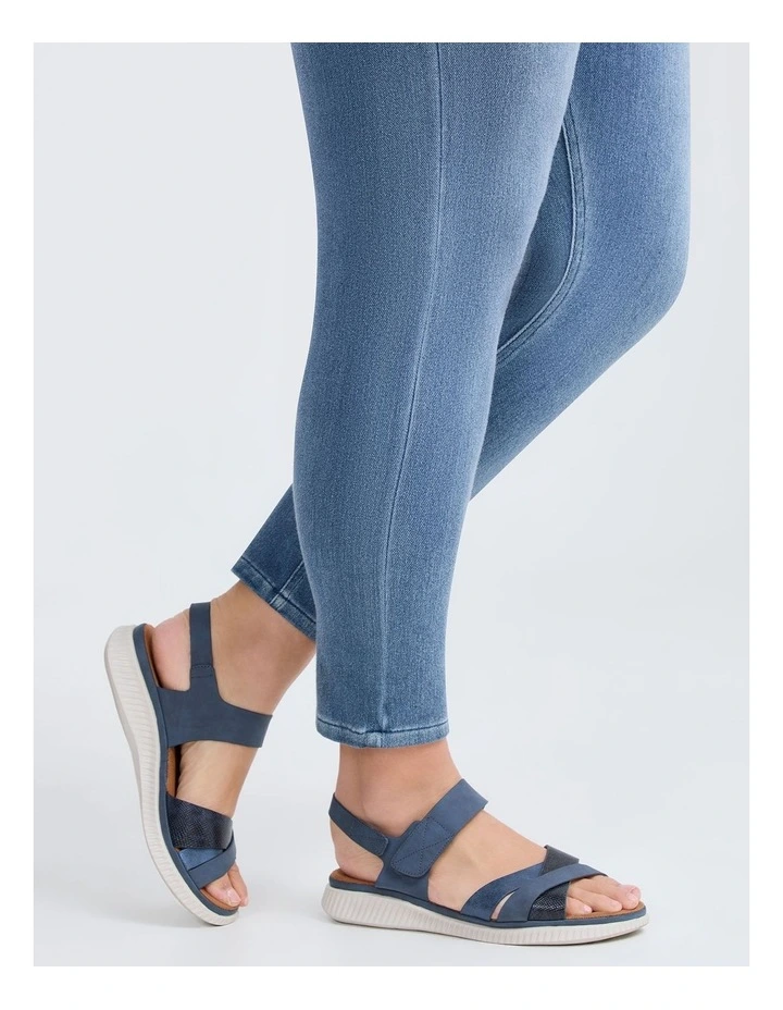 Nevis Flex Sandal in Navy image 5