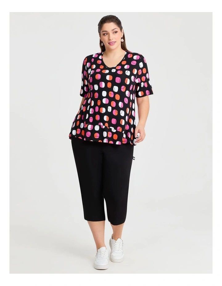 Kiara Crop Pant in Black image 4