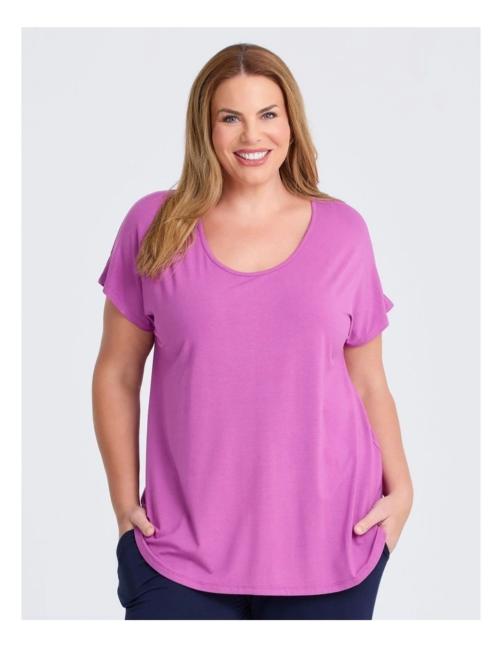 Natural Round Neck Everyday T-shirt in Sweetpea Pink image 1