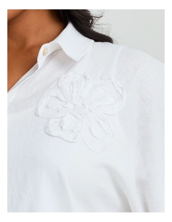 Linen Ayanna Applique Top in White image 3