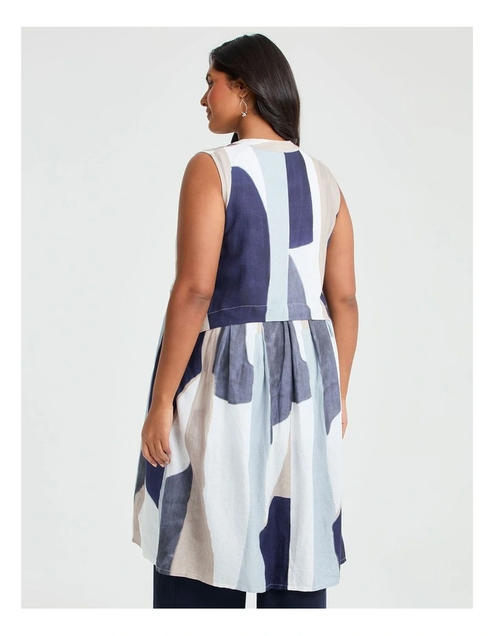 Linen Quartz Top in Blue Print image 2