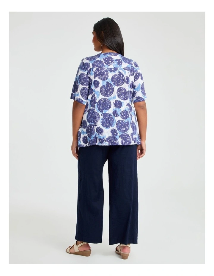 Bamboo Indigo Spot Top in Print image 2
