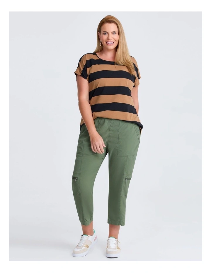 Castaway Cargo 3/4 Pocket Pant in Willow Green image 3