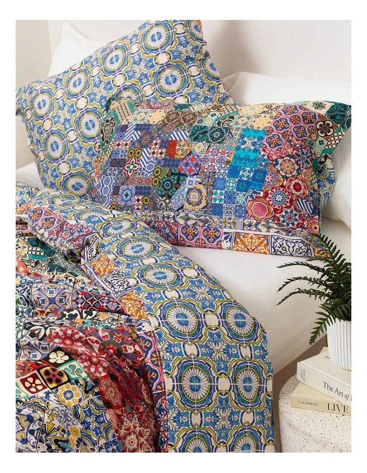 Mosaic Quilt King Cover Set in Multi image 1