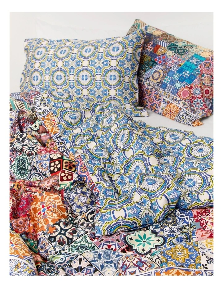Mosaic Quilt King Cover Set in Multi image 2