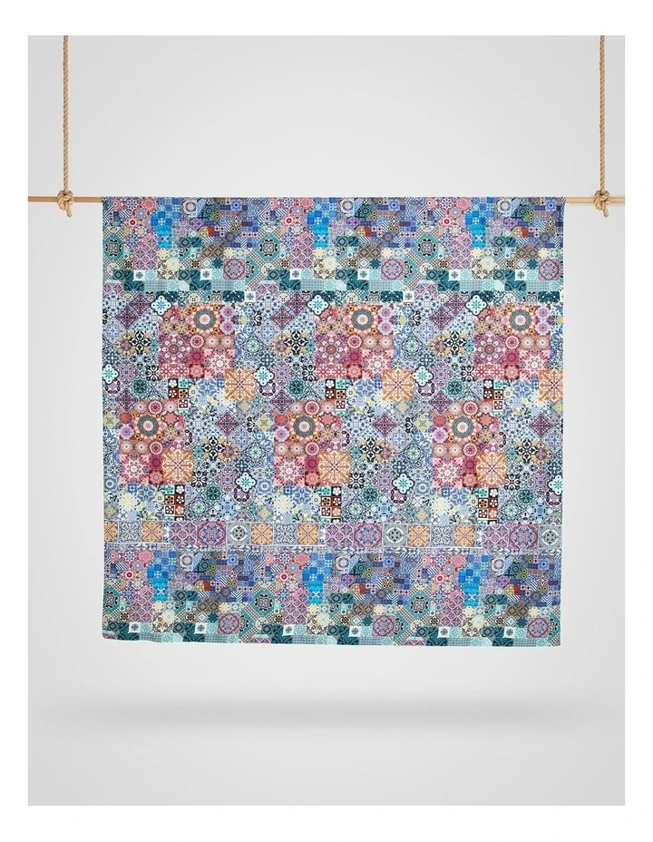 Mosaic Quilt King Cover Set in Multi image 3