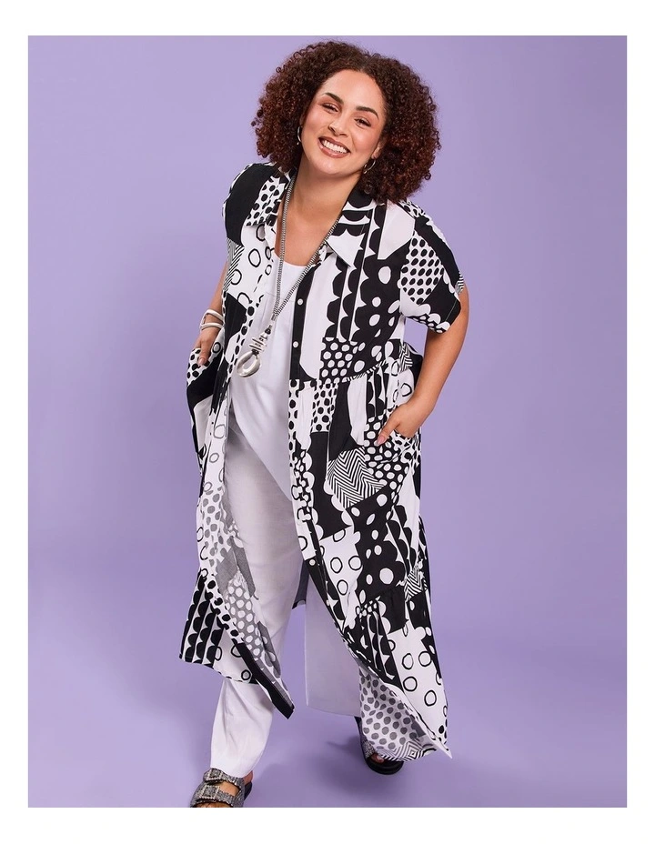 Bamboo Getaway Dress in Print image 5