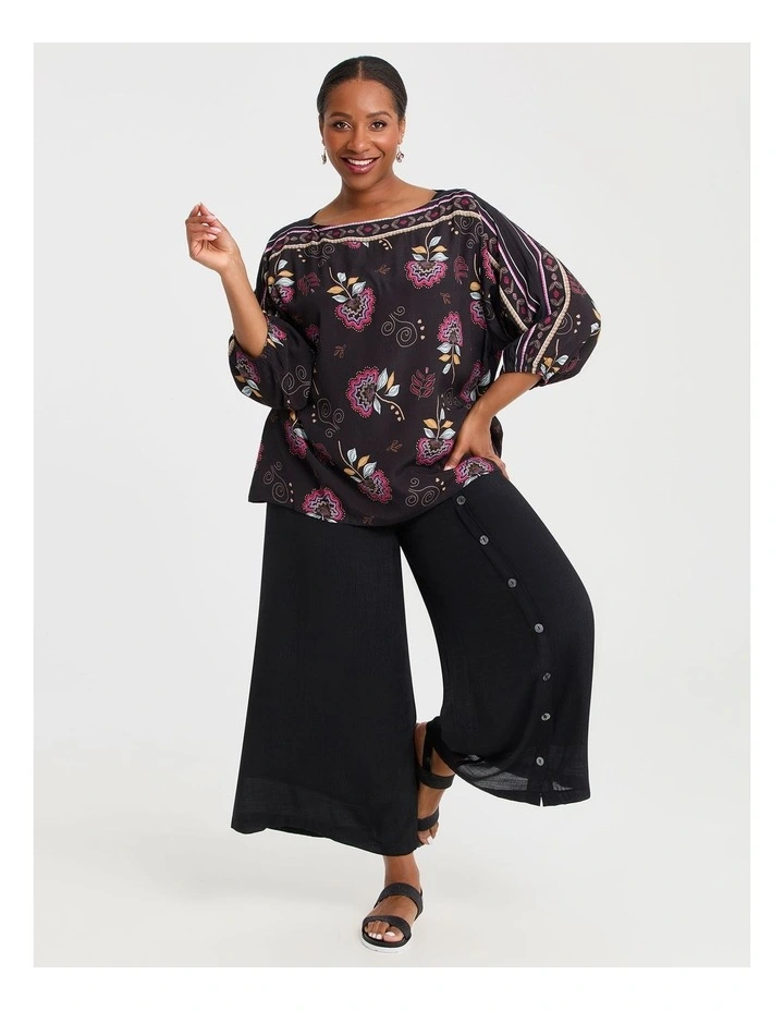 Natural Buttoned Wide Leg Pant in Black image 3