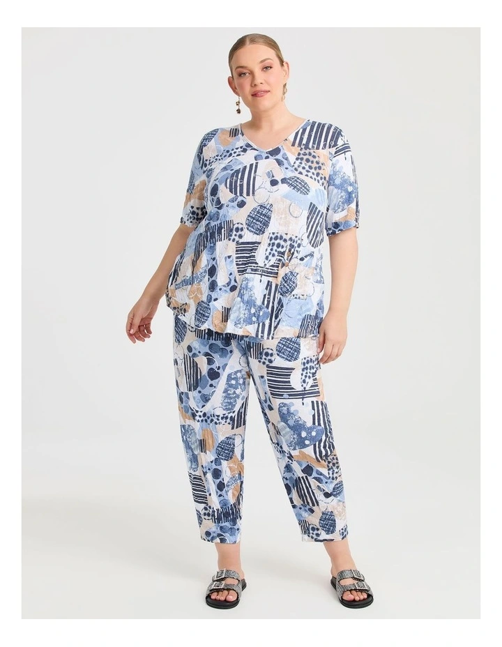 Drift Foil Bamboo Crush Top in Blue Print image 4