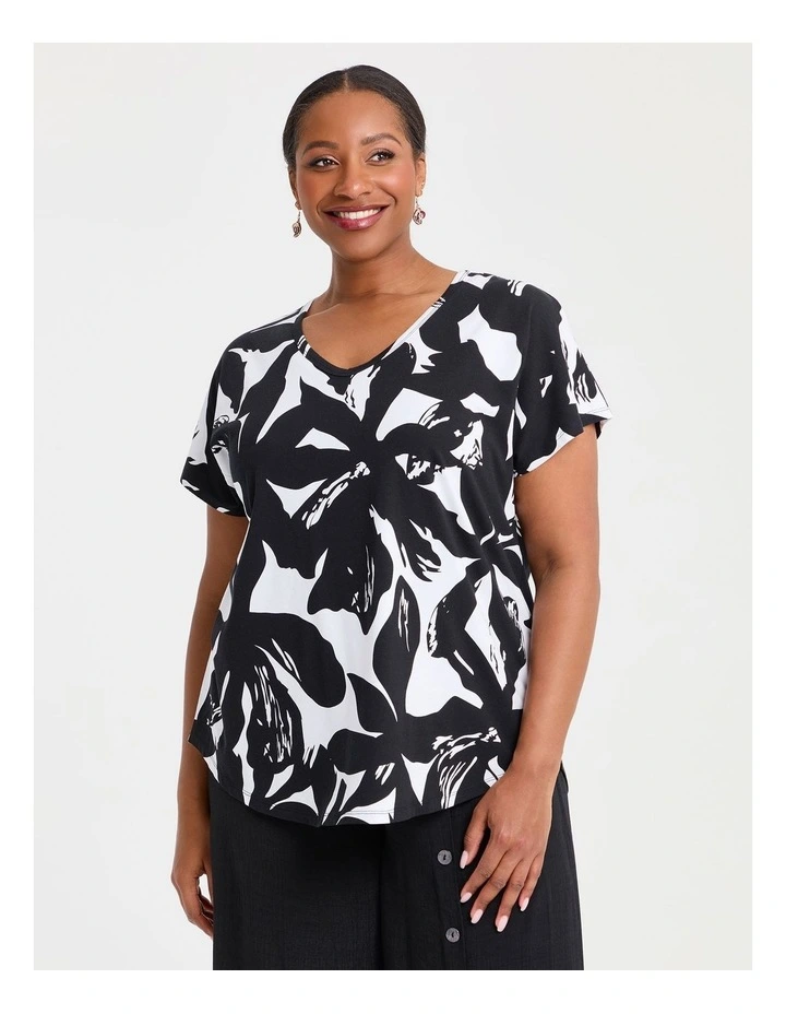Cotton Graphic Floral T-shirt in Black/white image 1