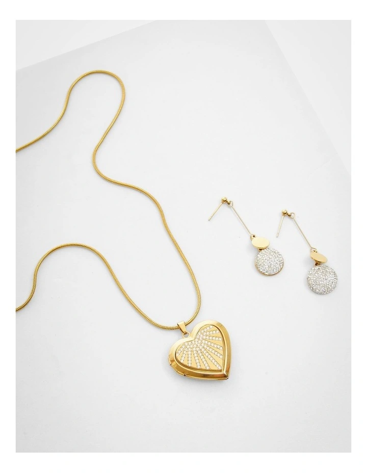 Gold Heart Locket Necklace Gold image 3