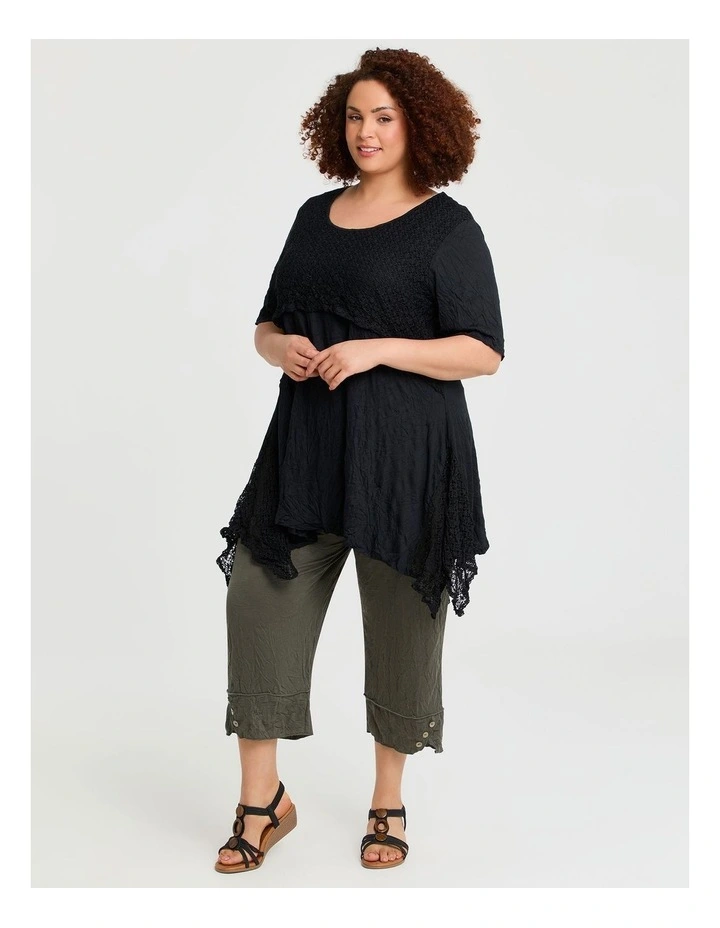 Bamboo Sanctuary Tunic in Black image 3