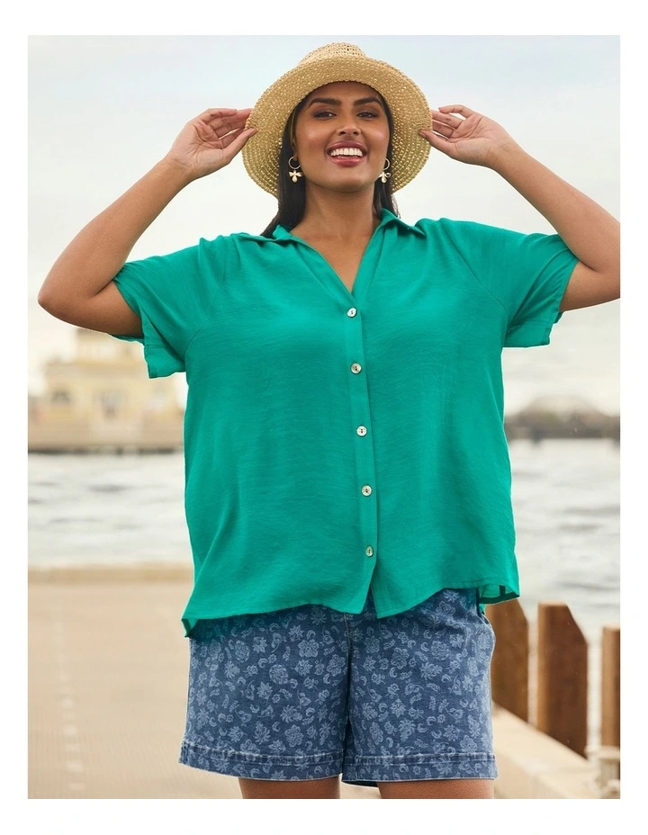 Natural Collared Button Shirt in Lapis Green image 5