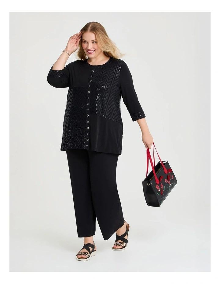 Square Poppy Shoulder Bag in Black image 6