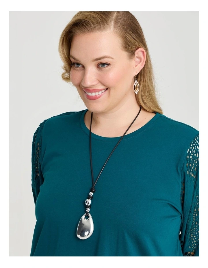 Shiny Tear Drop Necklace Silver image 2