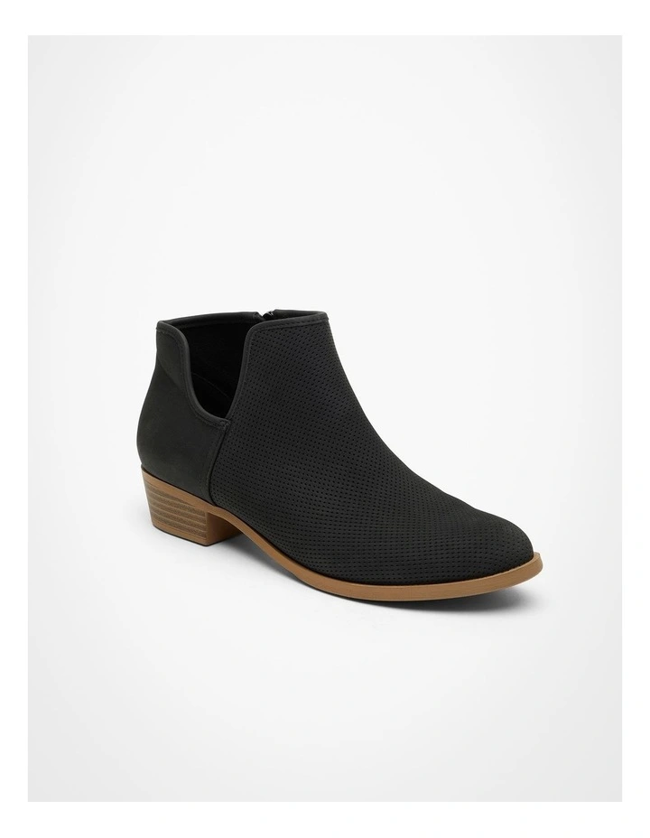 Side Cut Ankle Boot Black image 2