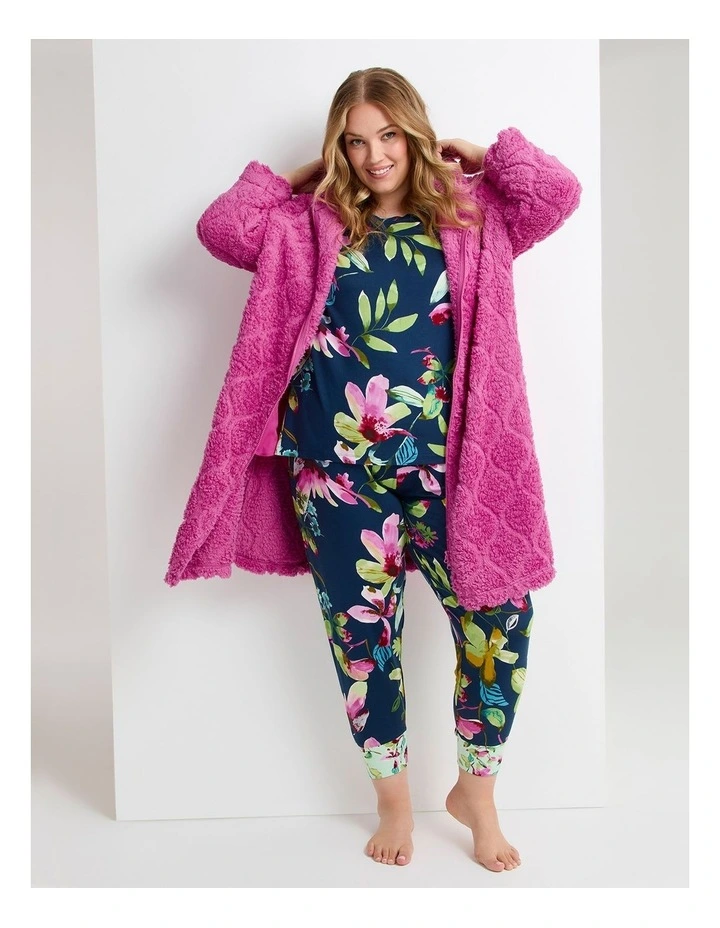 Plush Hooded Zip-up Robe in Raspberry Rose image 4