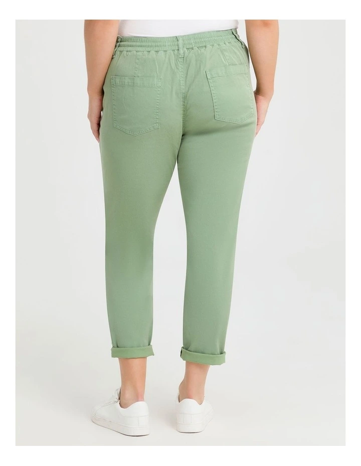 Lyocell Blend Washed Jogger in Shamrock image 2