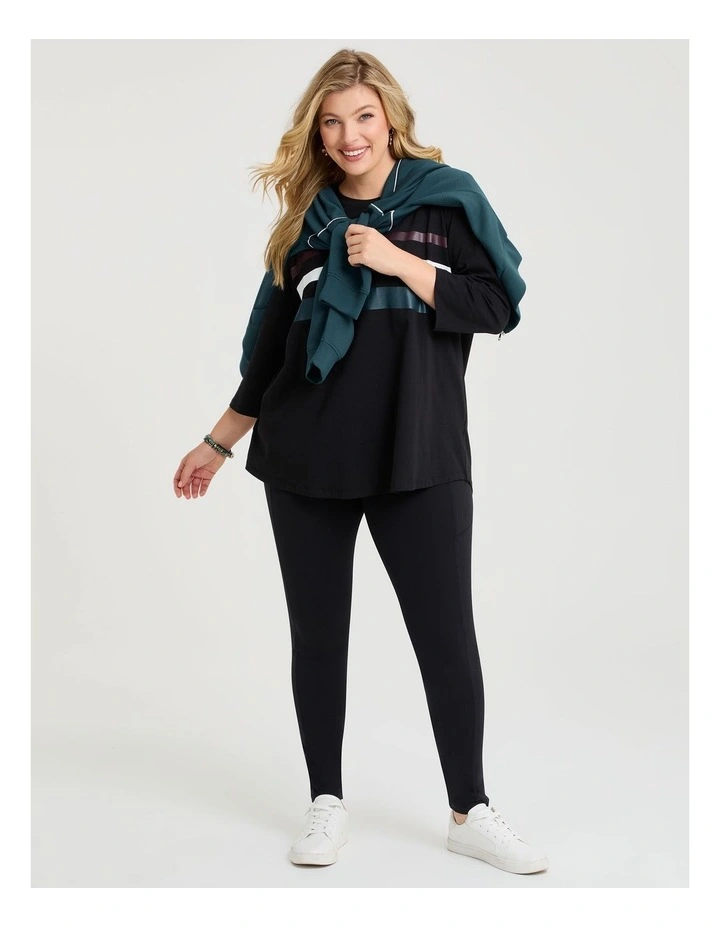 Cloud Touch Pocket Legging in Black image 3