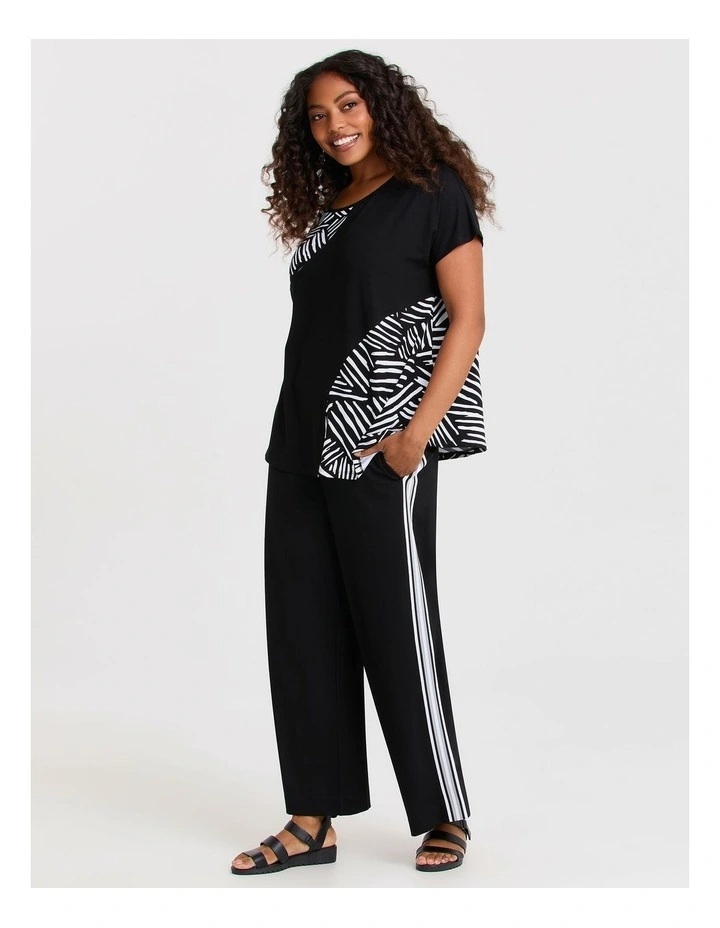 Natural Duet Abstract Top in Black image 3