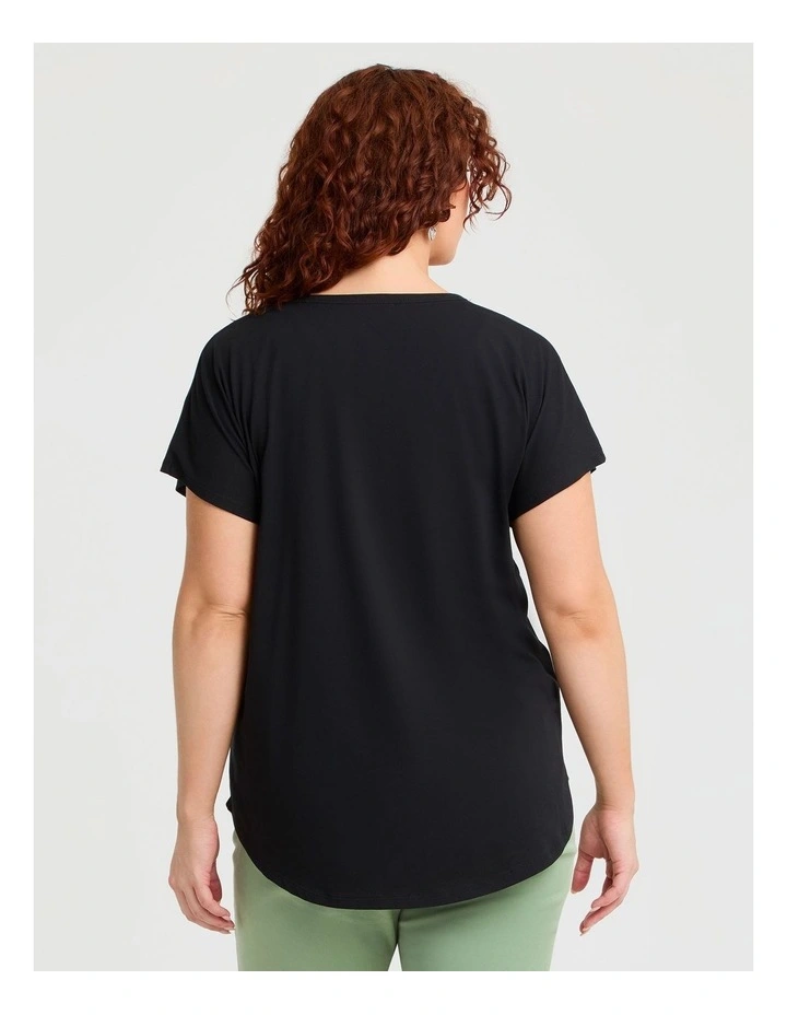 Cotton Crochet Flower T-shirt in Black image 2