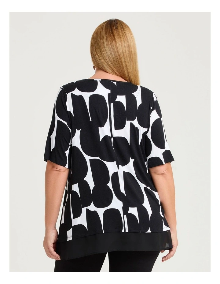 Bamboo Spot Chiffon Hem Top Black and off White image 2