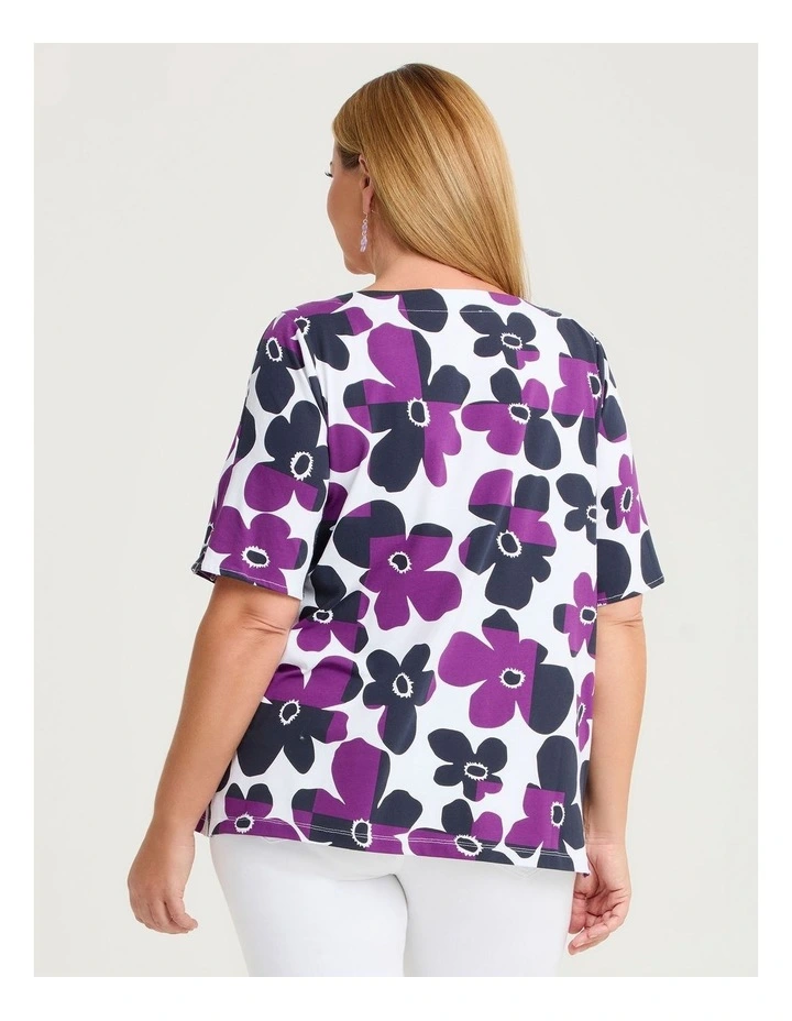 Cotton Abstract Flower T-shirt Print image 2