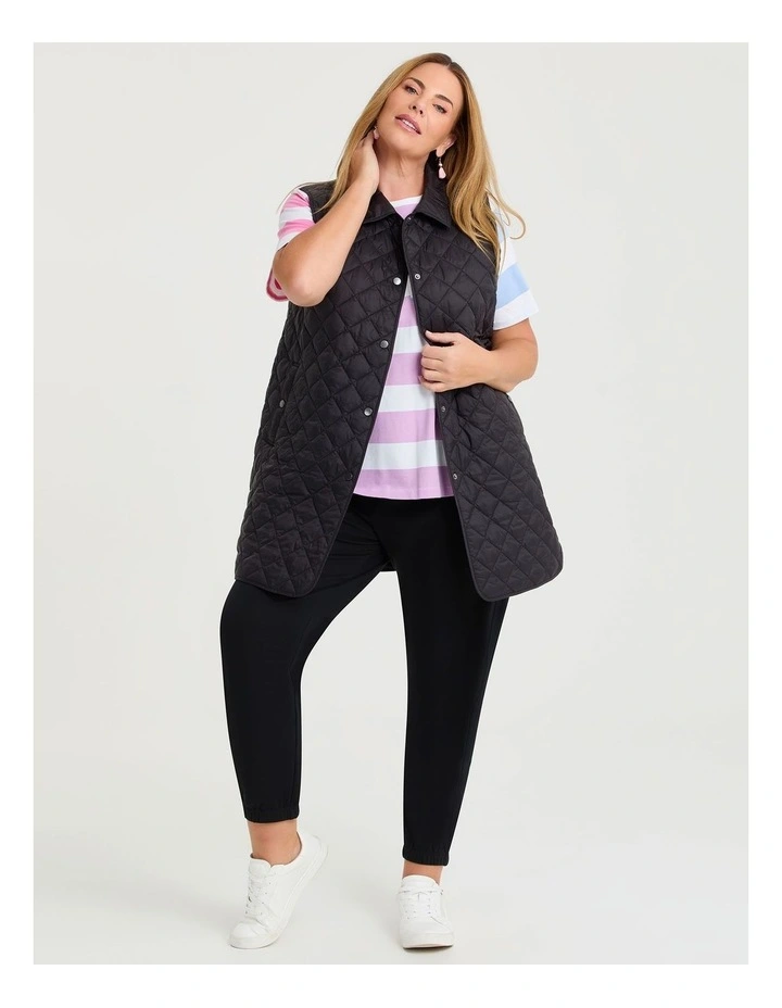 Quilted Collared Vest Black image 4