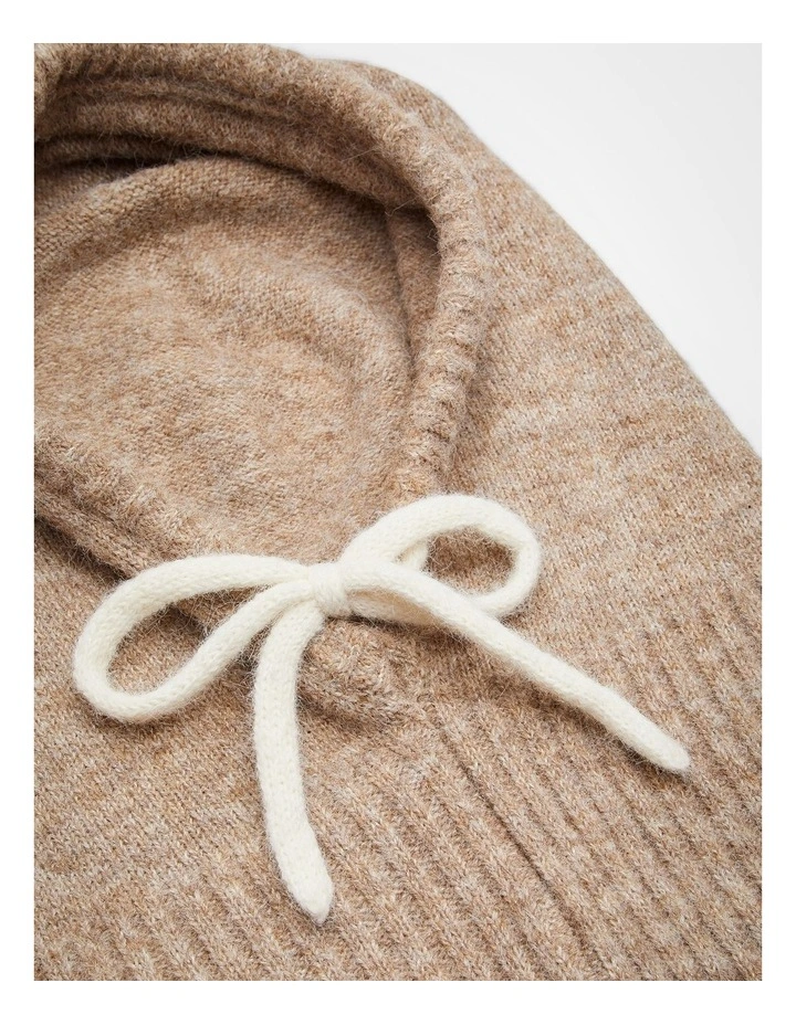 Knitted Hood Cover in Natural image 4