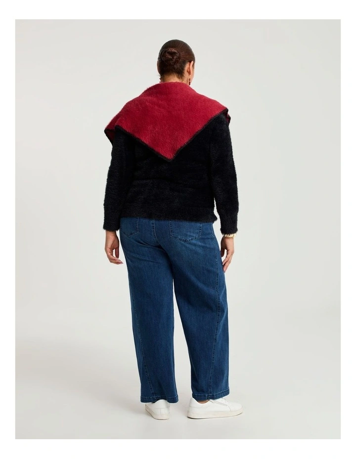 Small Triangle Scarf in Red image 3