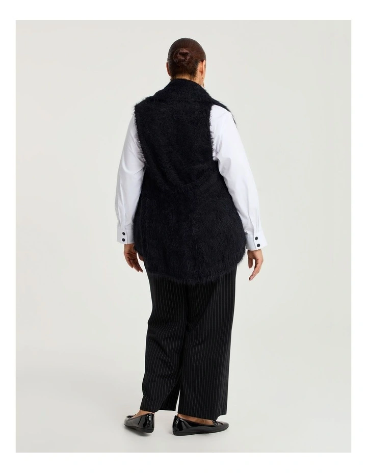 Light Fuzzy Cascading Vest Black image 2