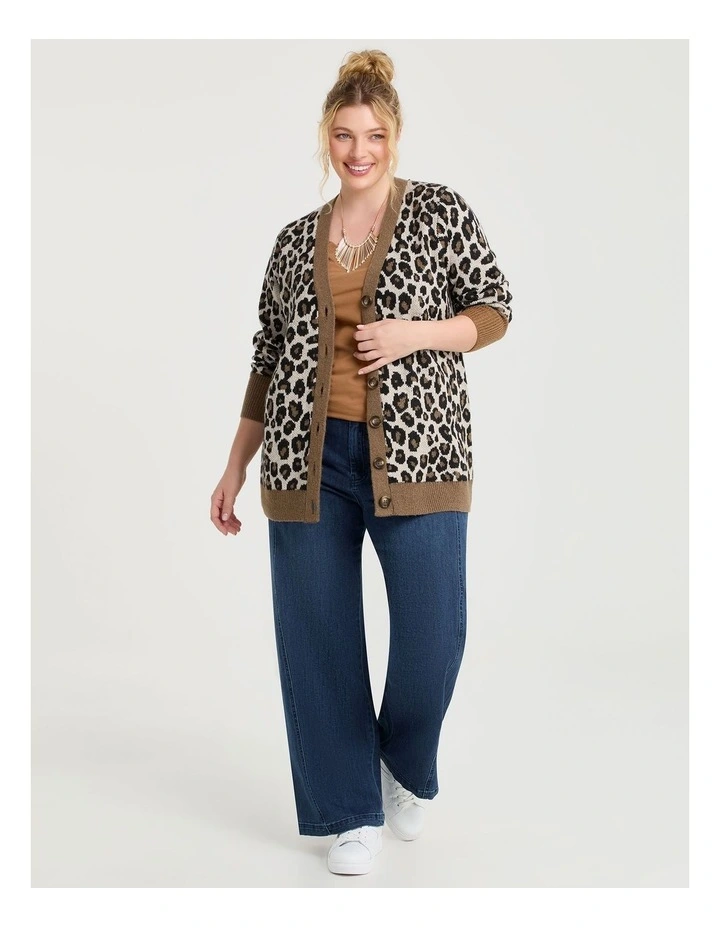 Curved Seam Wide Leg Jean in Mid Blue image 3