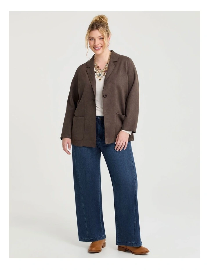 Curved Seam Wide Leg Jean in Mid Blue image 4