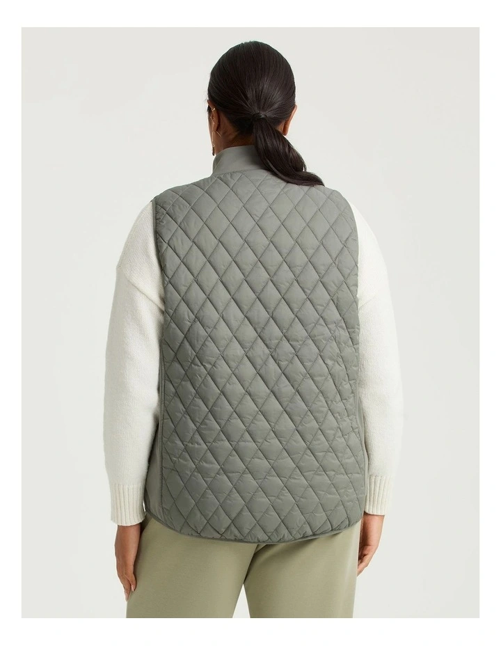 Luxe Touch Mix Quilted Vest Olive Stone image 2