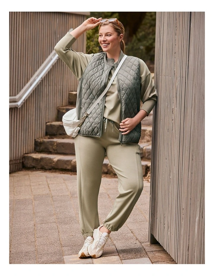 Luxe Touch Mix Quilted Vest Olive Stone image 4