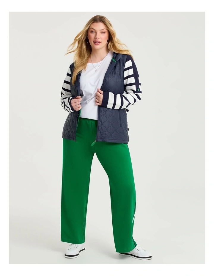 Knit Sleeve Quilted Puffer Jacket in Navy image 4