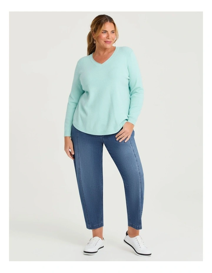 Curved Hem V-neck Jumper Seafoam image 3