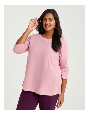 BLUSHING PINK colour