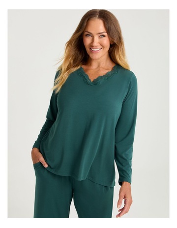 DEEP IVY colour