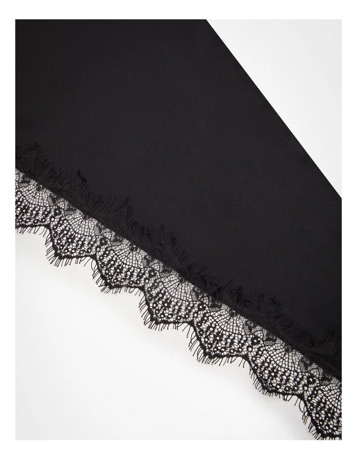 Lace Trim Triangle Scarf Black image 4