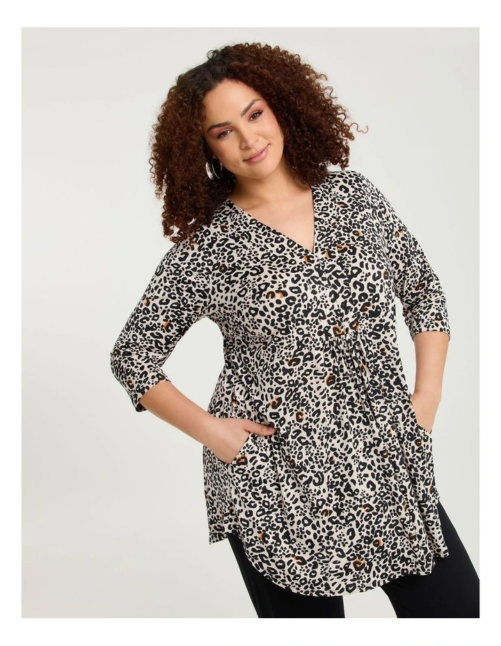 Susie V-neck Tunic Leopard image 1