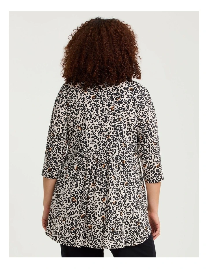 Susie V-neck Tunic Leopard image 2