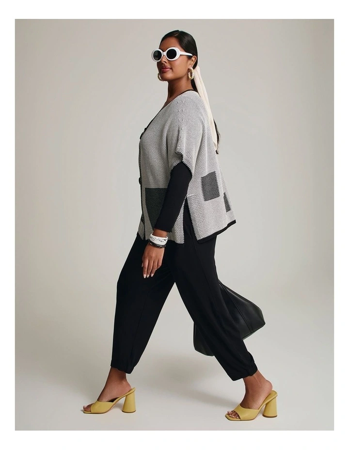 Square Cotton Modal Knit Cardigan Black/beige image 5