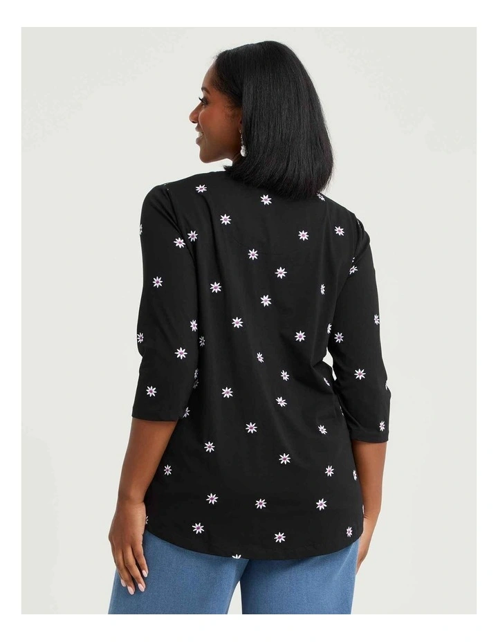 Cotton Embroidery Daisy T-shirt Black image 2
